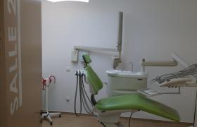  Dr Bruno Moriuser Chirurgien-Dentiste à Ychoux 